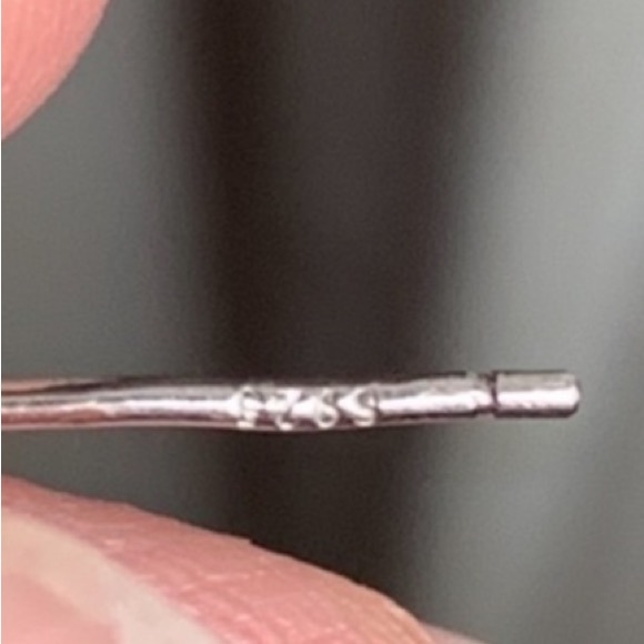 STERLING SILVER BLUE SAPPHIRE STUDS - Picture 7 of 8